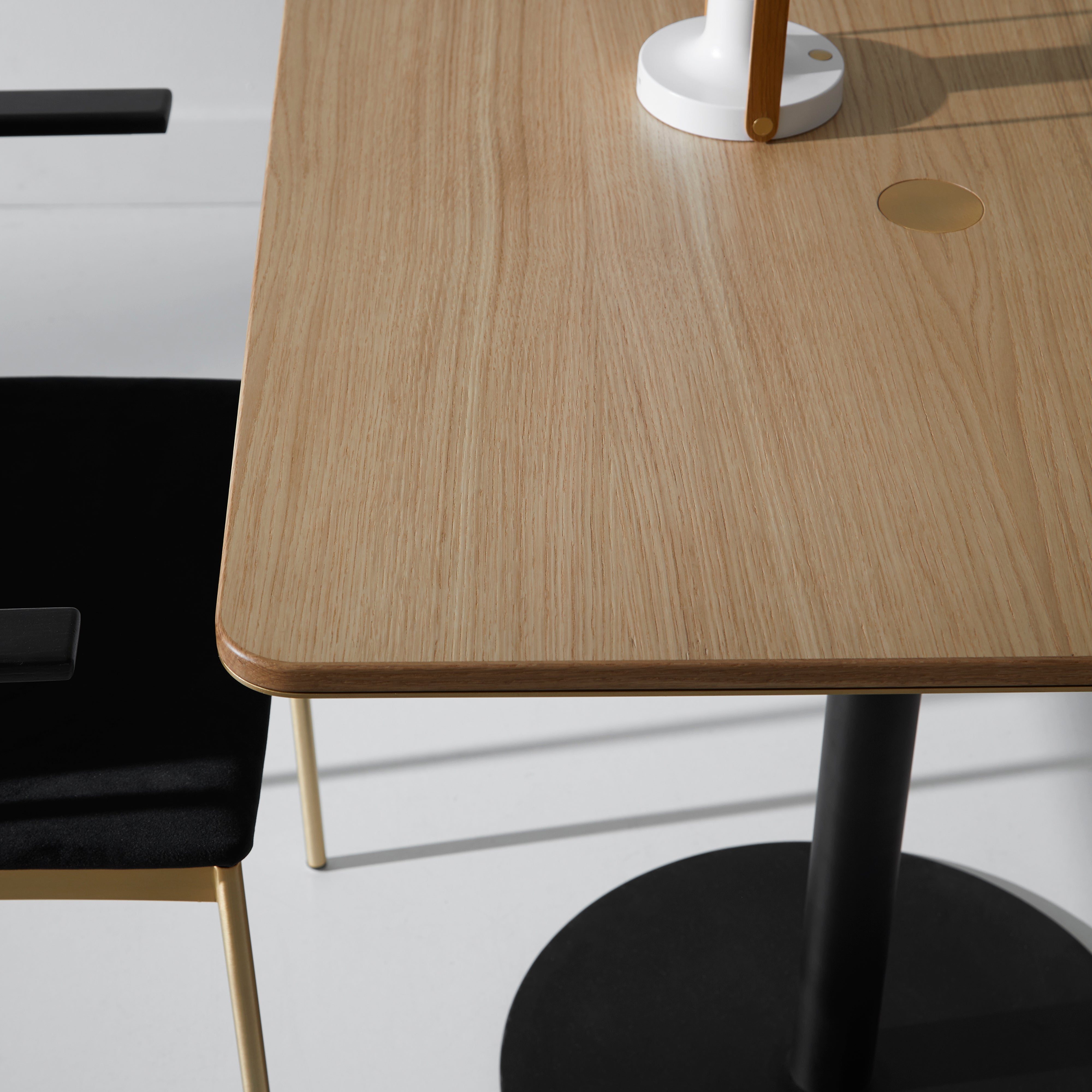 Nucleo Dining Table: Square