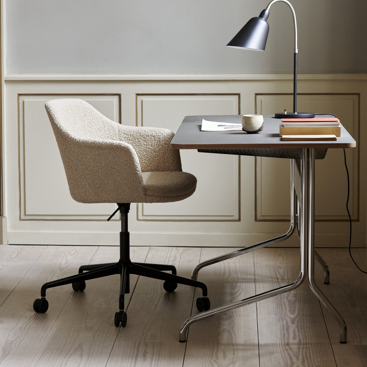 Rely Armchair: HW56 + LS