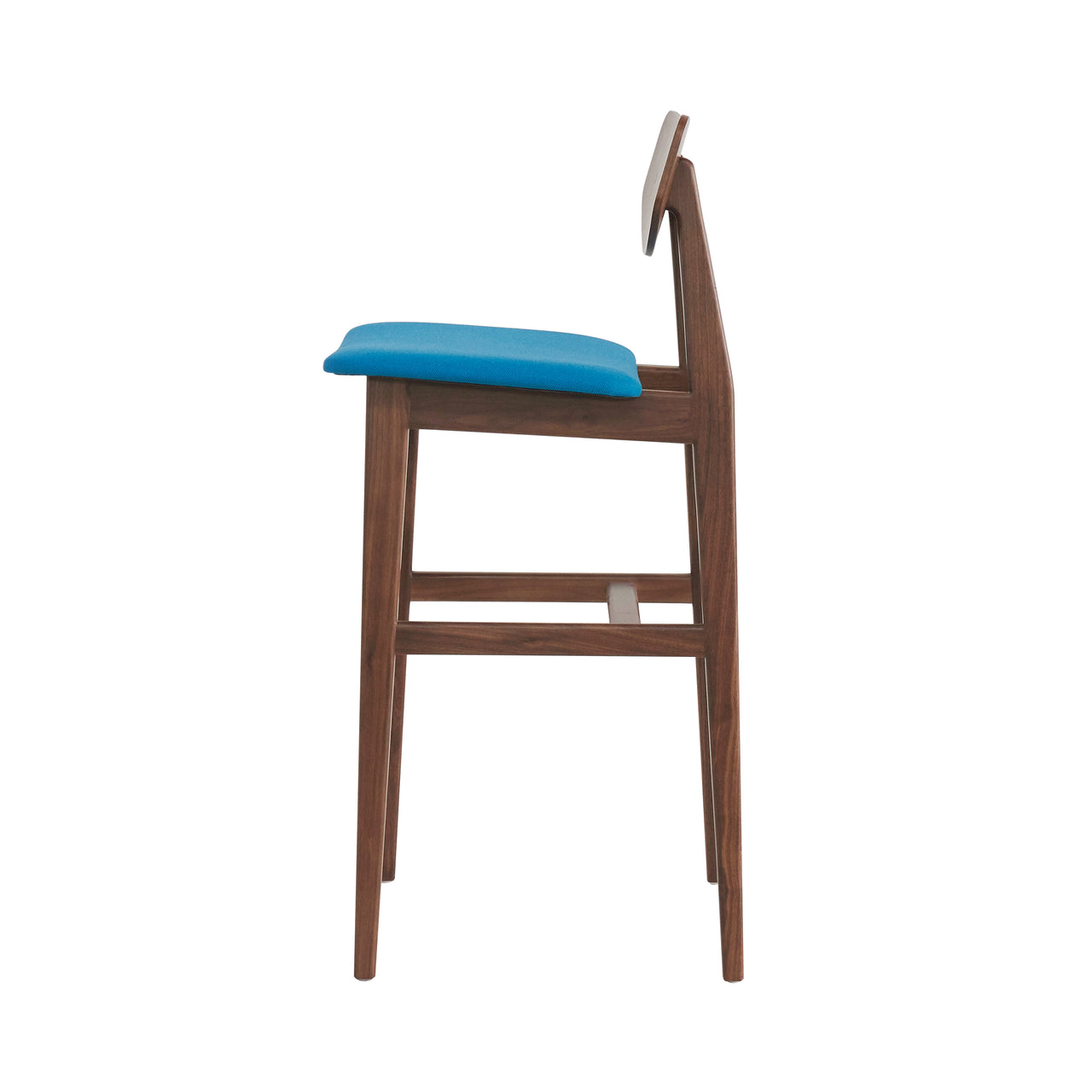 Risom C375 Chair: Natural Walnut