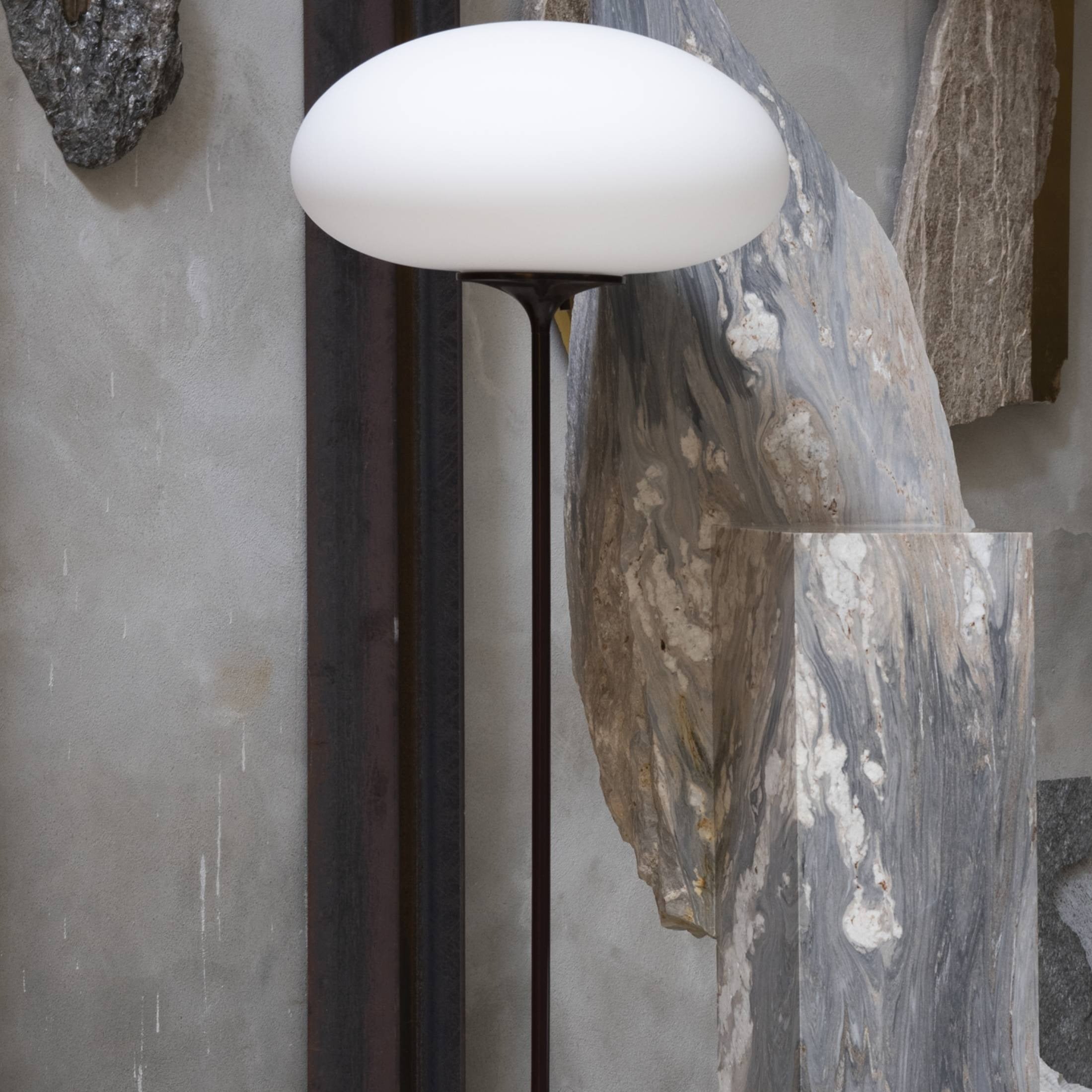 Stemlite Floor Lamp: LS