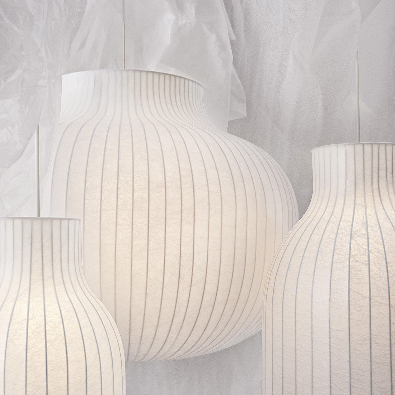 Strand Pendant Lamp: Closed + LS