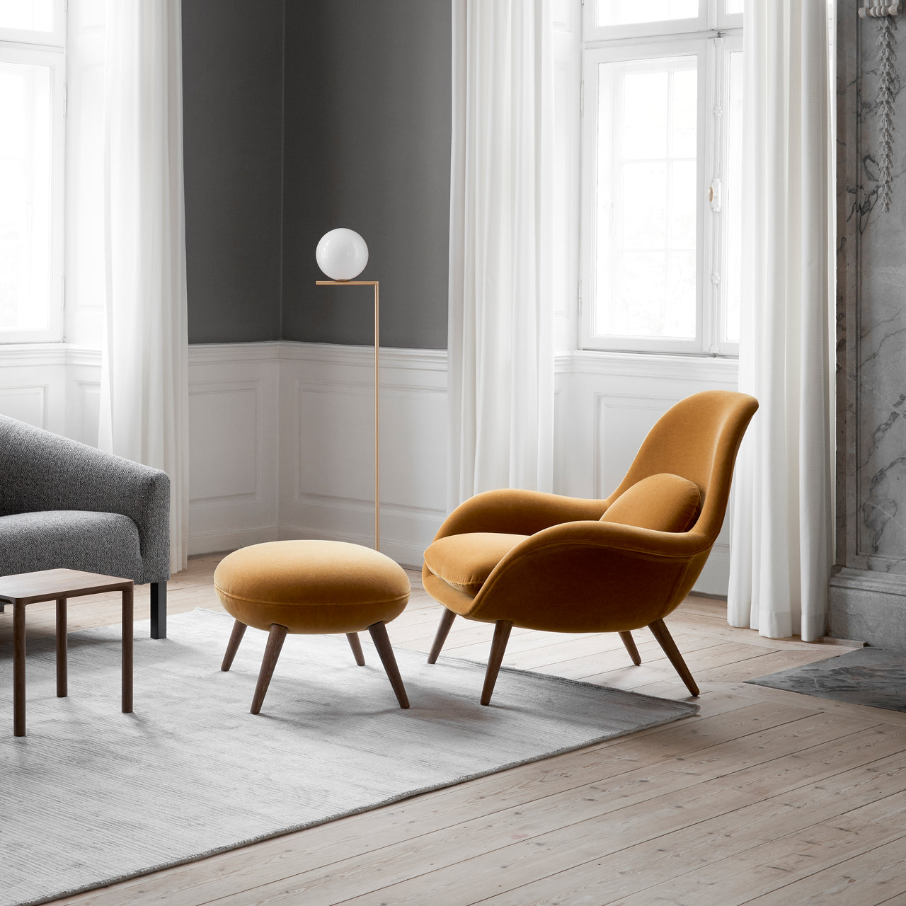 Swoon Lounge Chair: LS