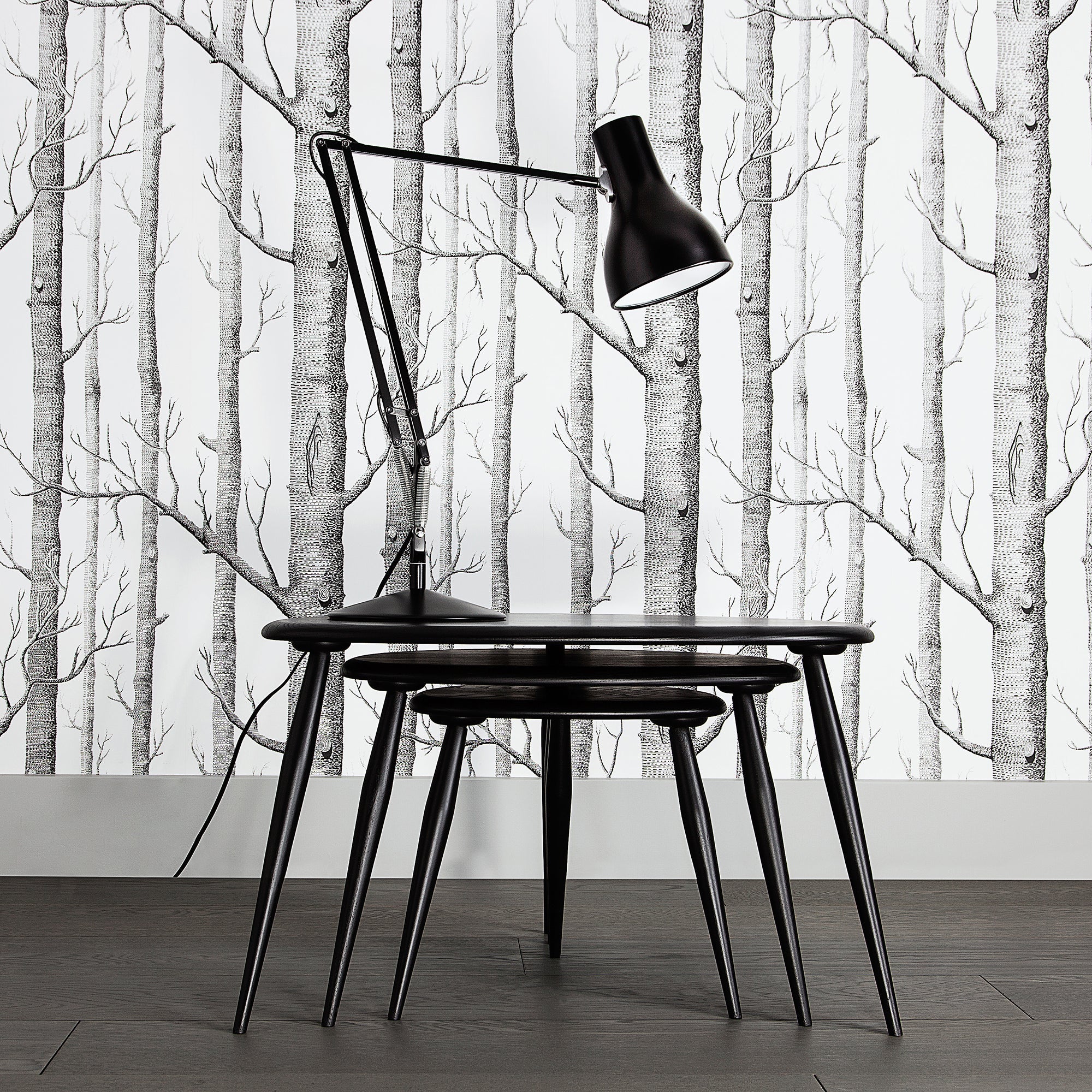 Type 75 Desk Lamp: LS