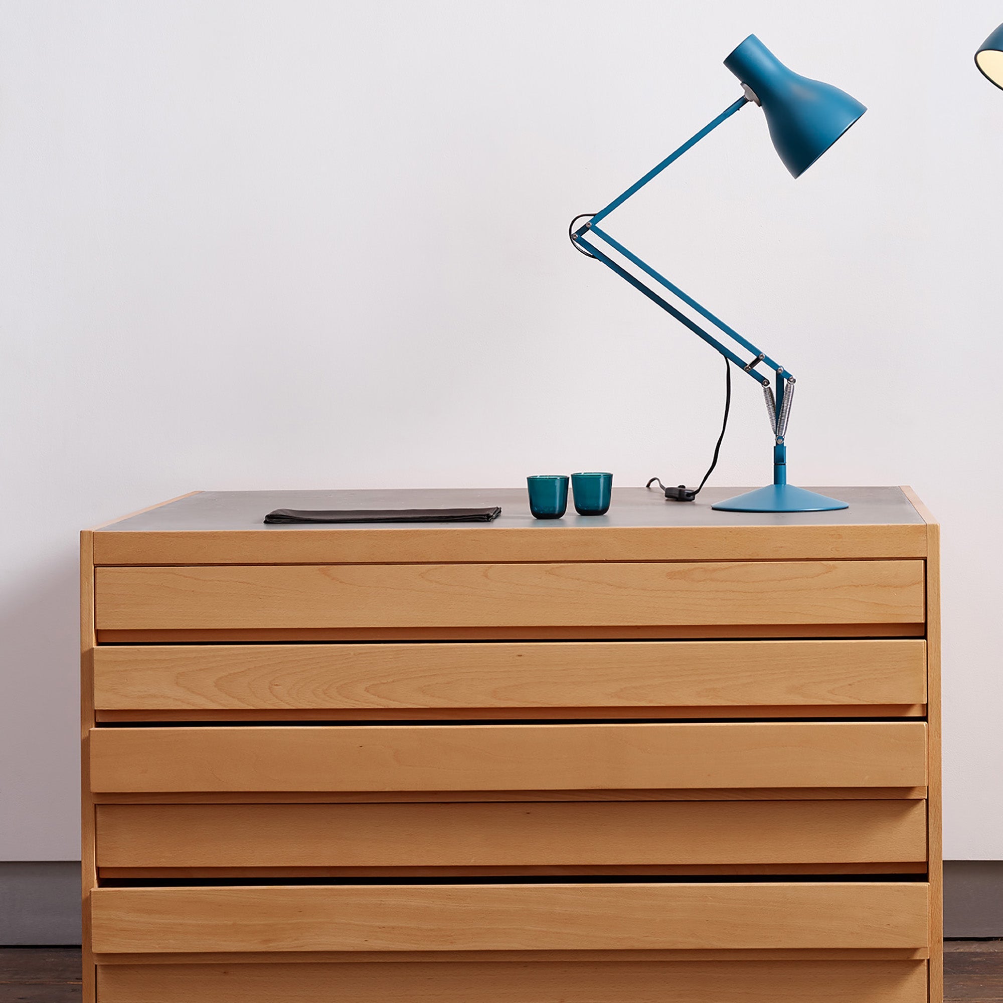 Type 75 Desk Lamp: Margaret Howell Edition + LS