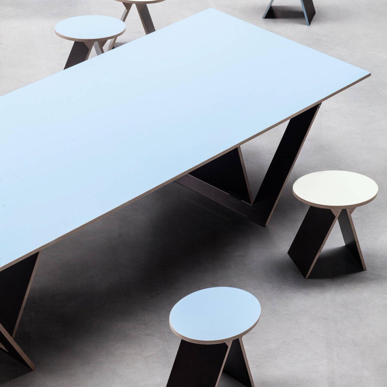 Ta Tisch Blue Surface Folding Table