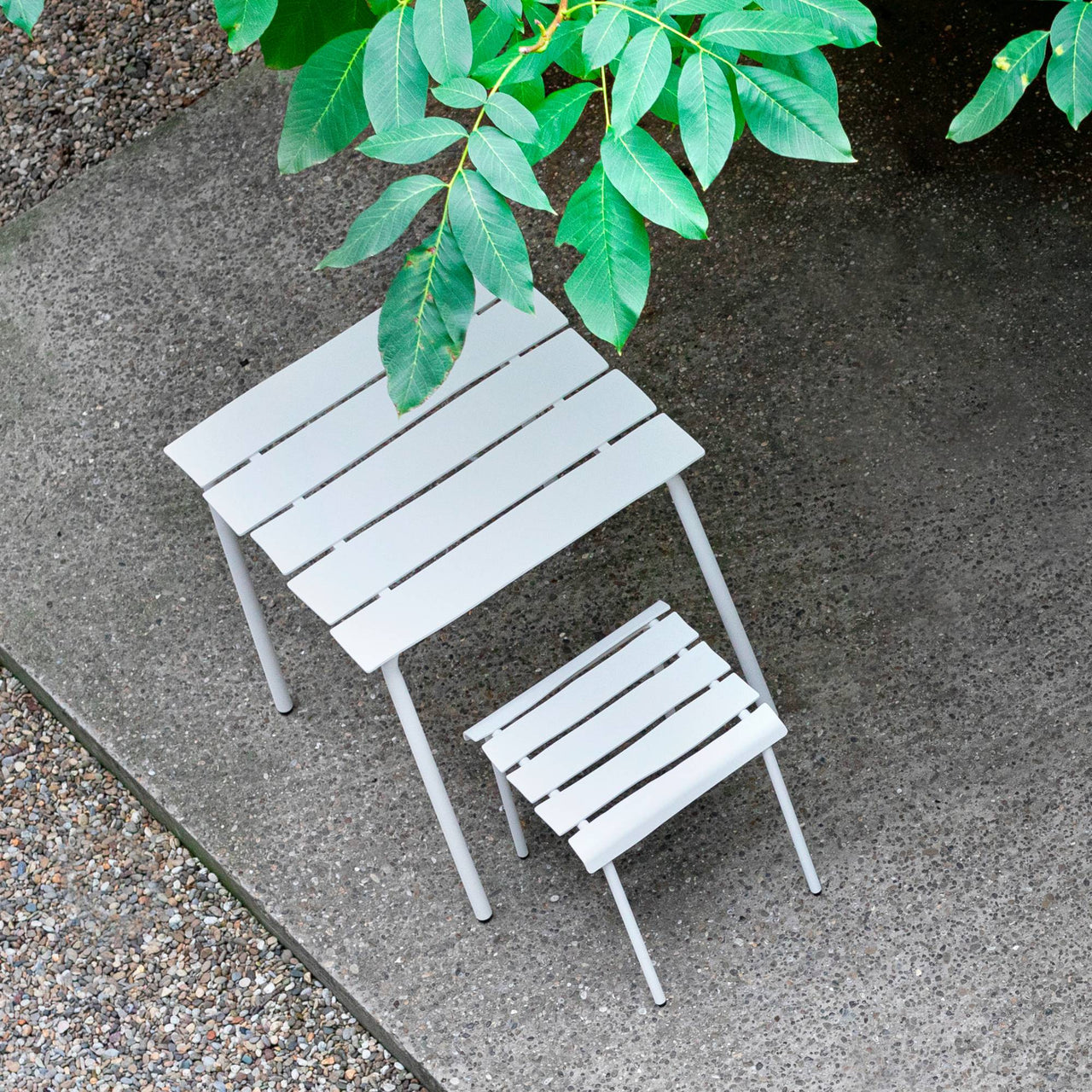 Aligned Outdoor Stool