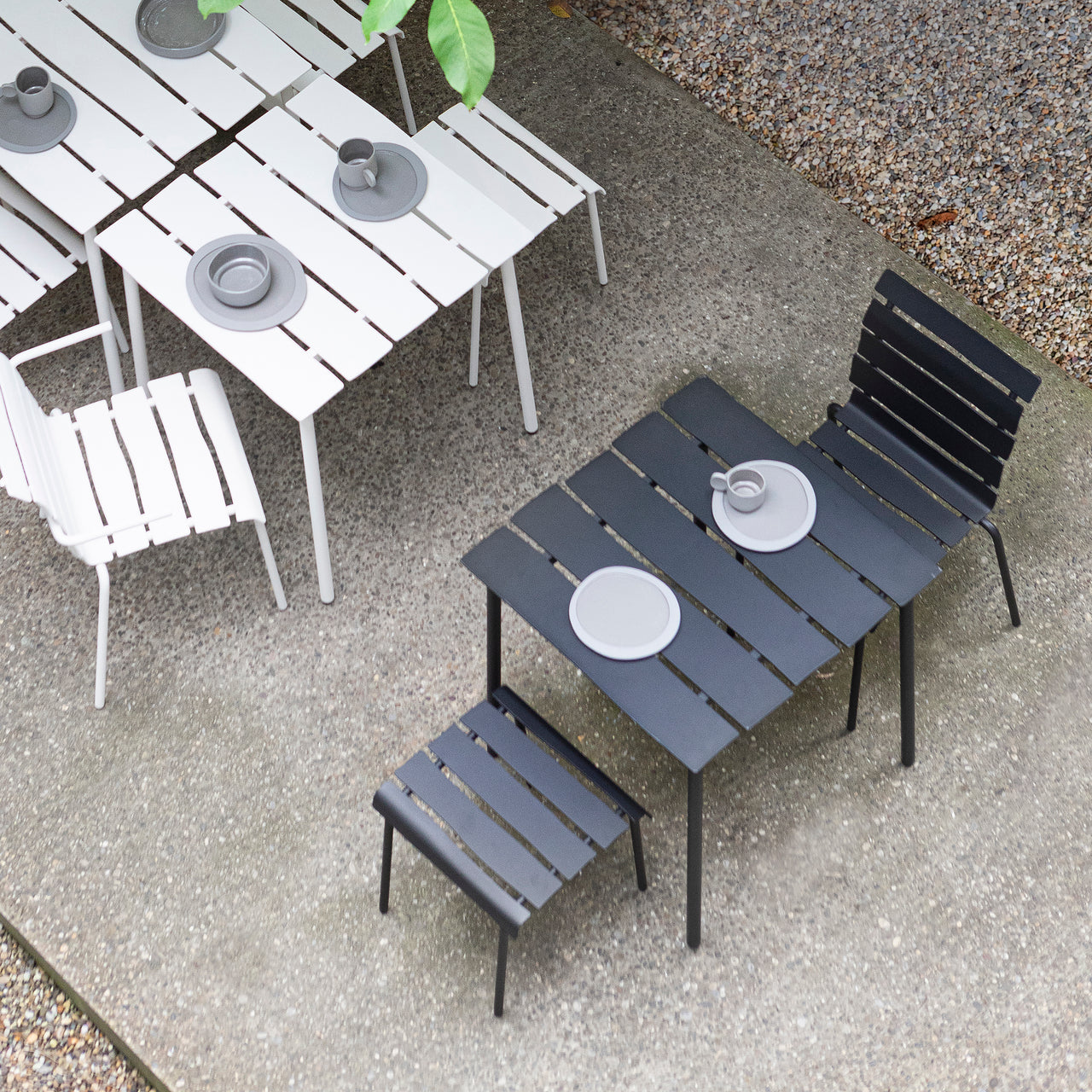 Aligned Outdoor Stool