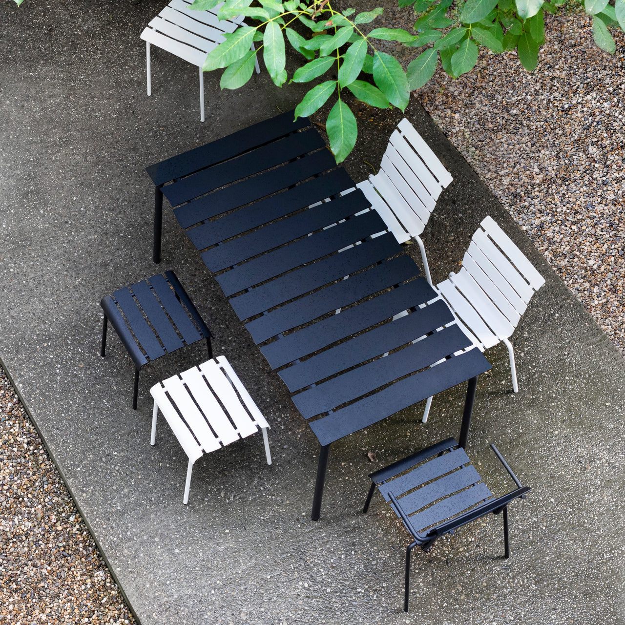 Aligned Outdoor Stool