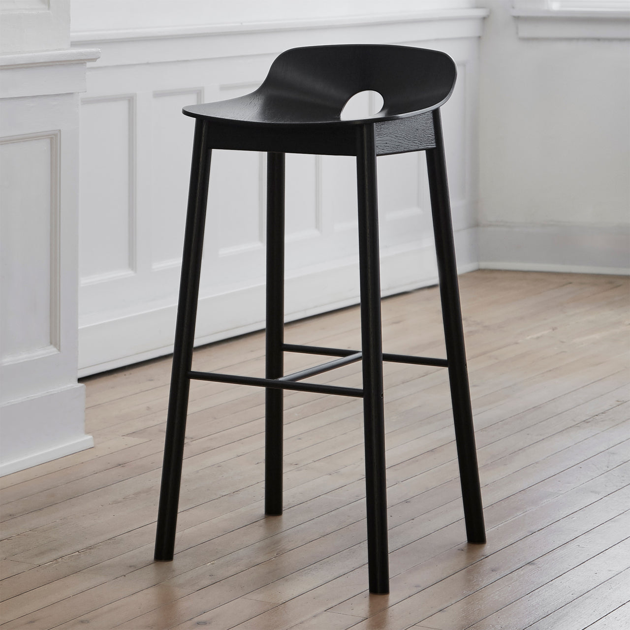 Mono Bar + Counter Stool