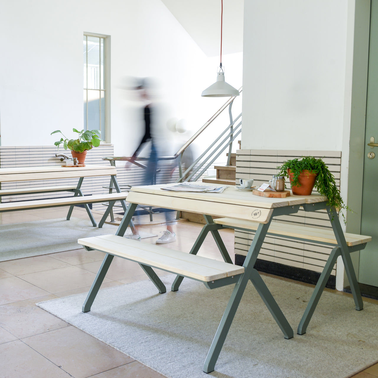 Tablebench 2-Seater