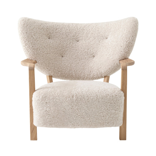 Wulff Lounge Chair: ATD2 + Oak + Sheepskin Moonlight