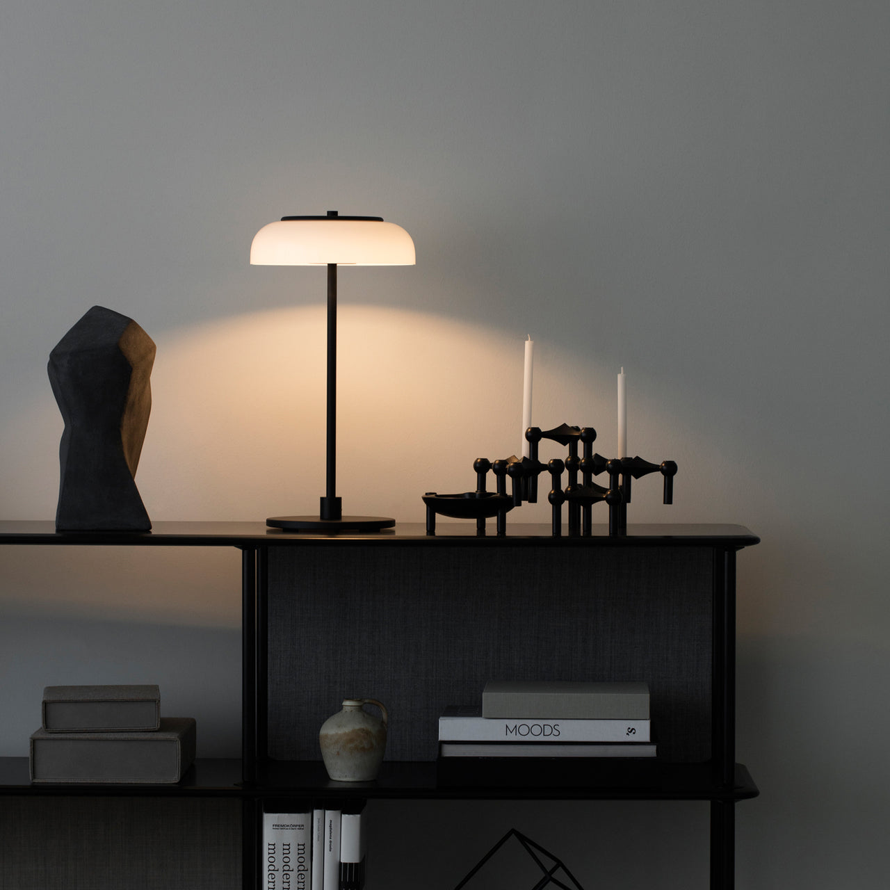 Blossi Table Lamp