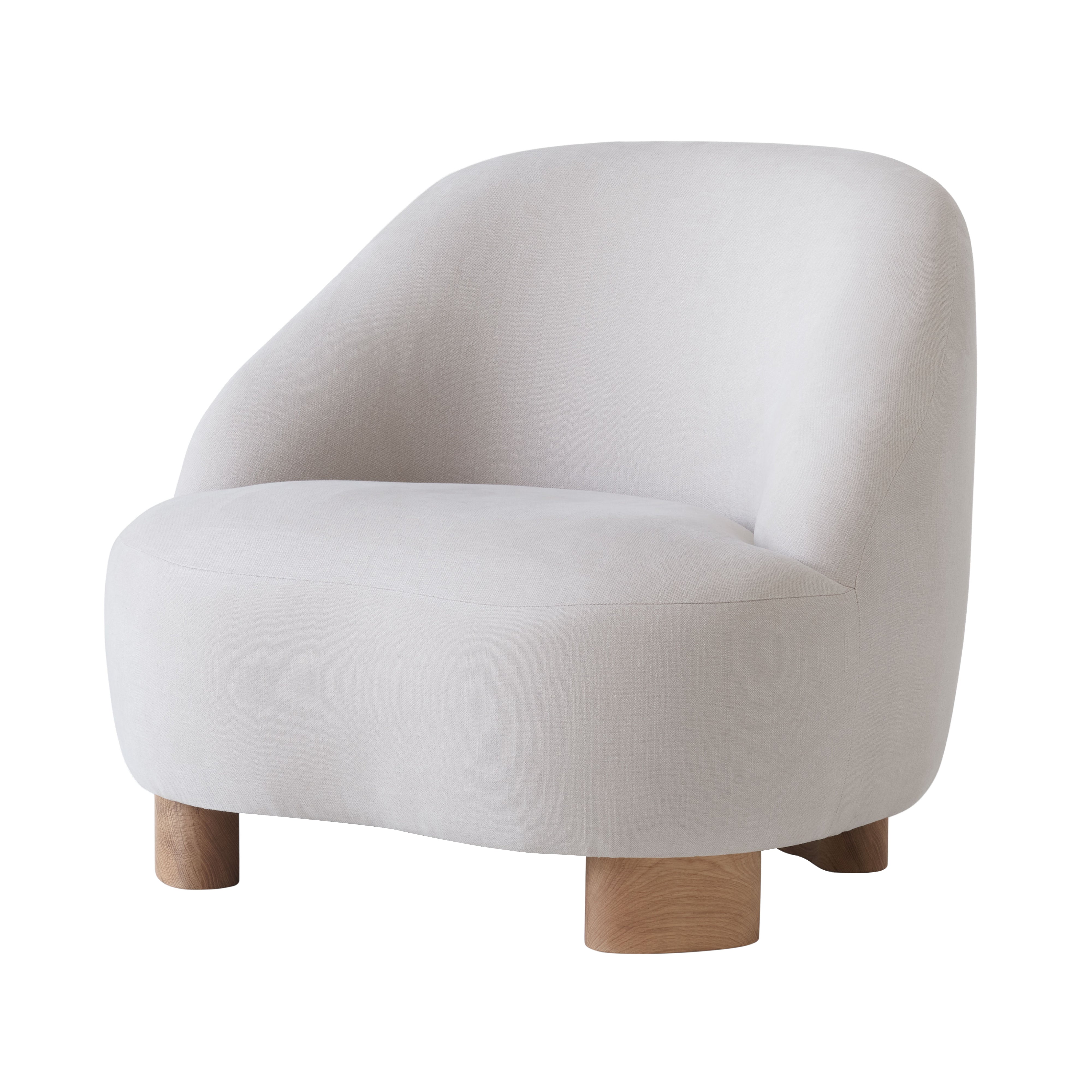 Margas Lounge Chair LC1: Oiled Oak