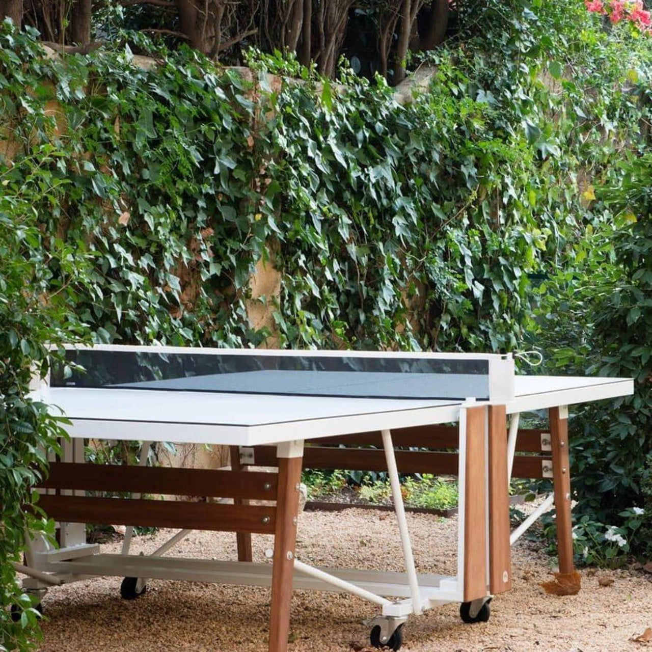 RS Folding Ping Pong Table: Indoor/Outdoor