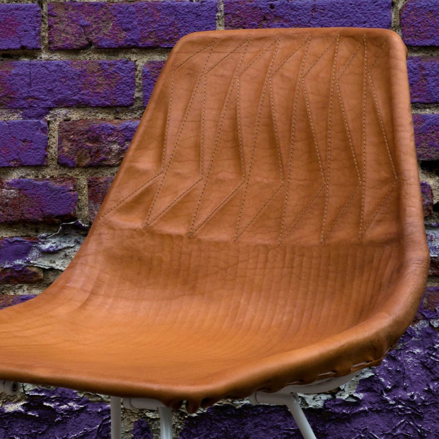 Lucy Chair: Saddle Leather
